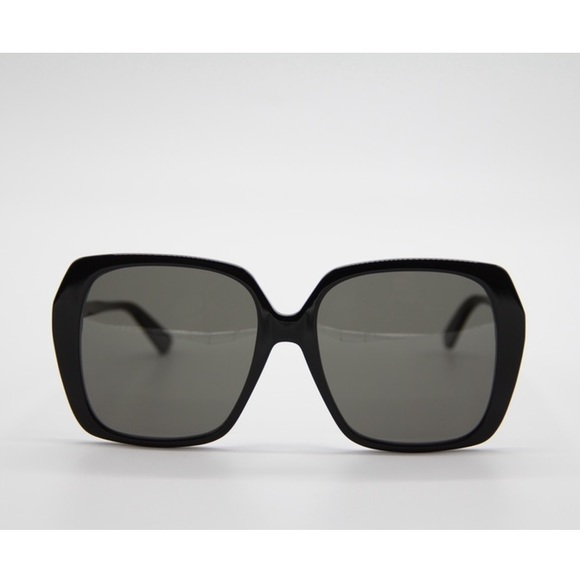 NEW GUCCI GG0533SA 001 BLACK SQURE FRAME WOMEN’S SUNGLASSES GUCCI - Picture 3 of 12